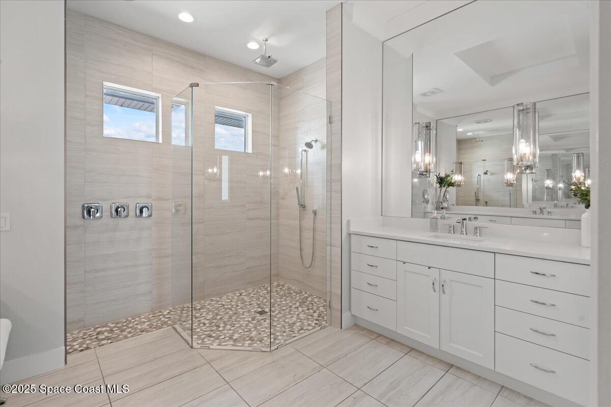 3698 Lake Adelaide Place