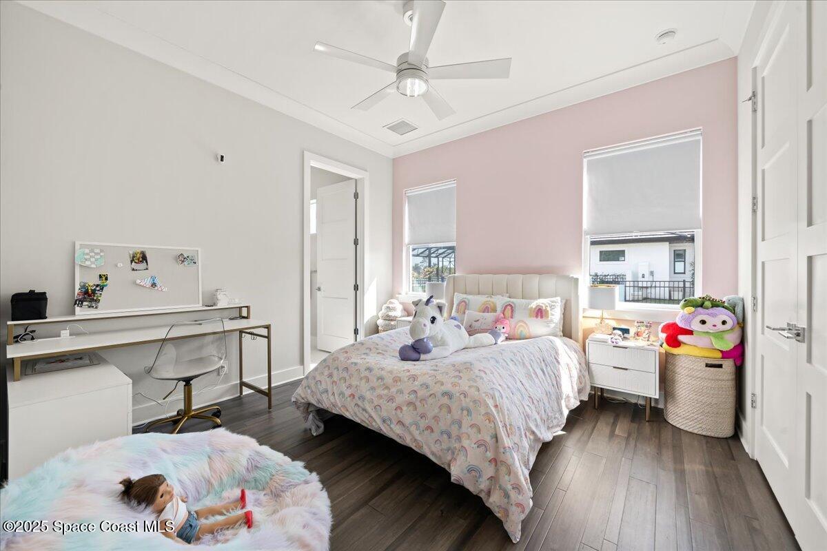 3698 Lake Adelaide Place