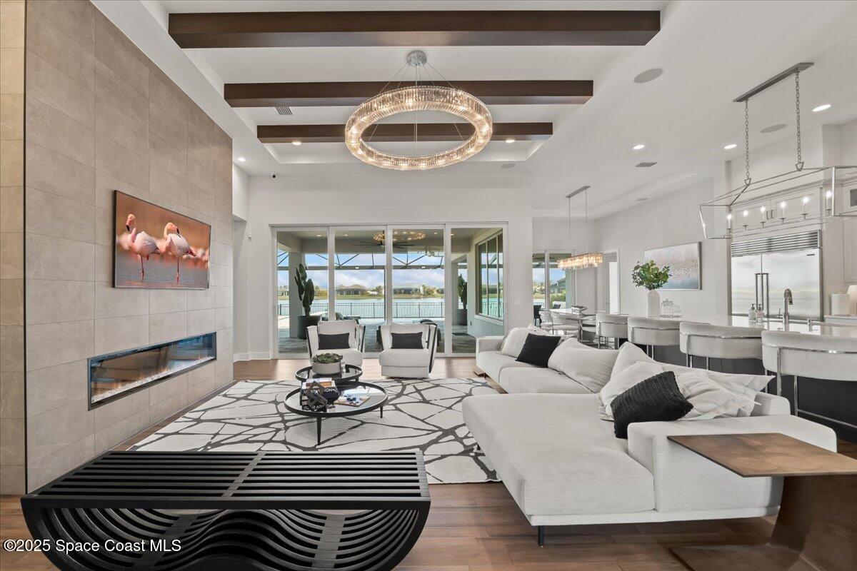 3698 Lake Adelaide Place