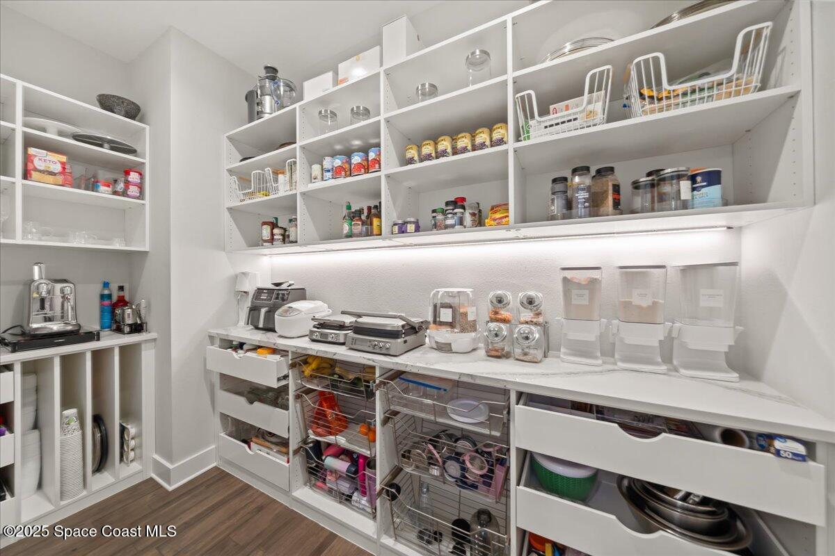 3698 Lake Adelaide Place