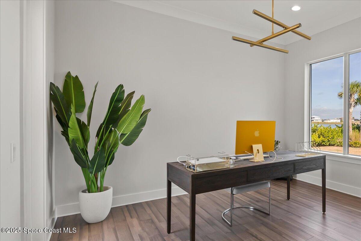 3698 Lake Adelaide Place