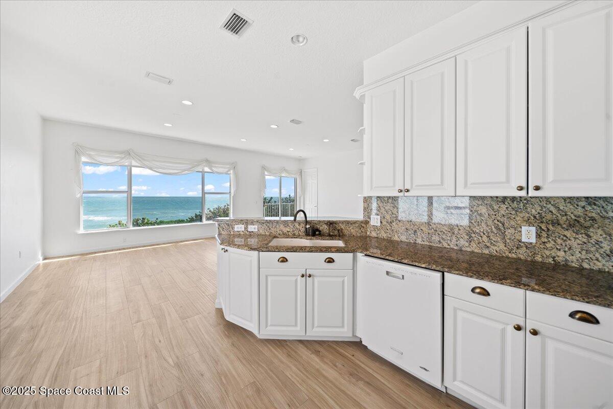7655 Highway A1a