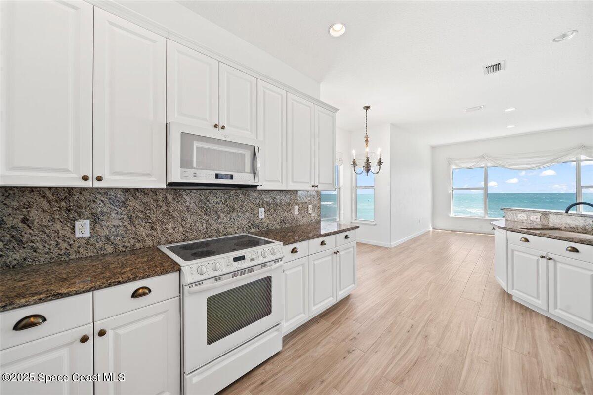 7655 Highway A1a