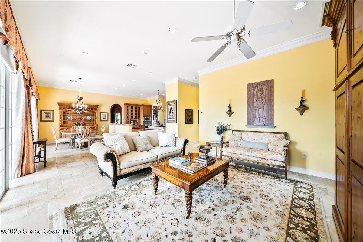 9340 S Tropical Trail