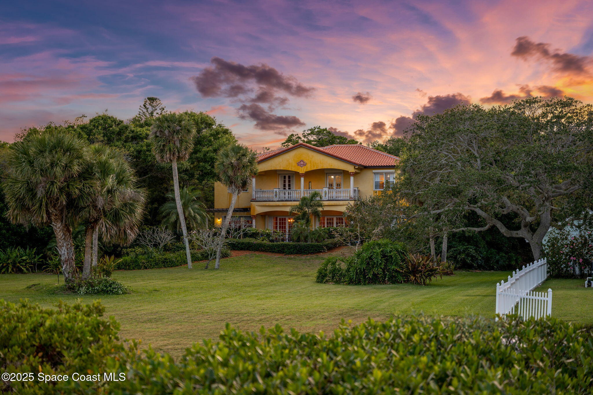 9340 S Tropical Trail