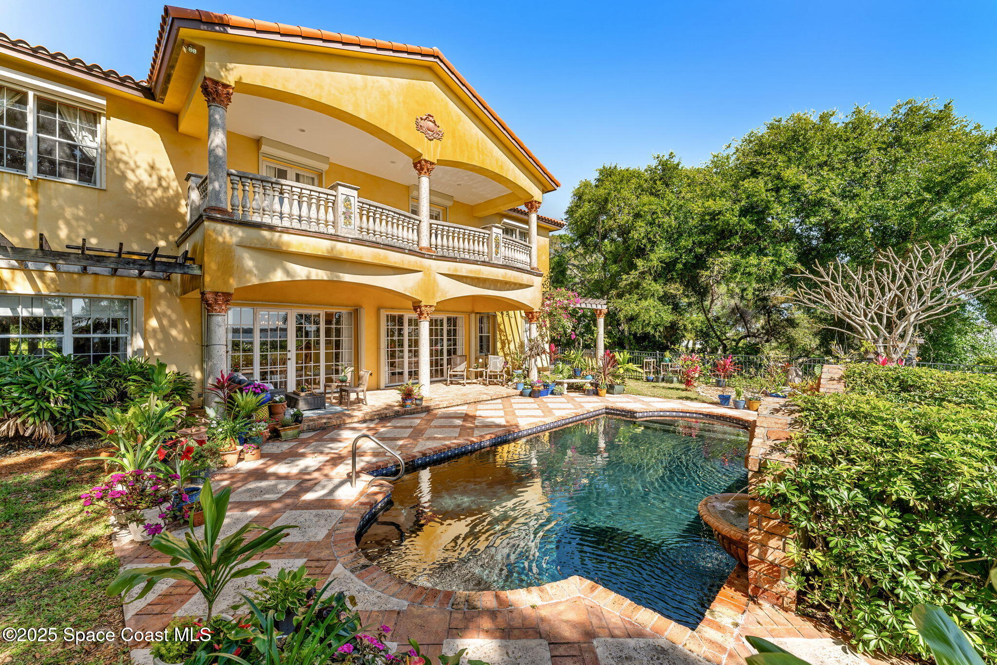 9340 S Tropical Trail