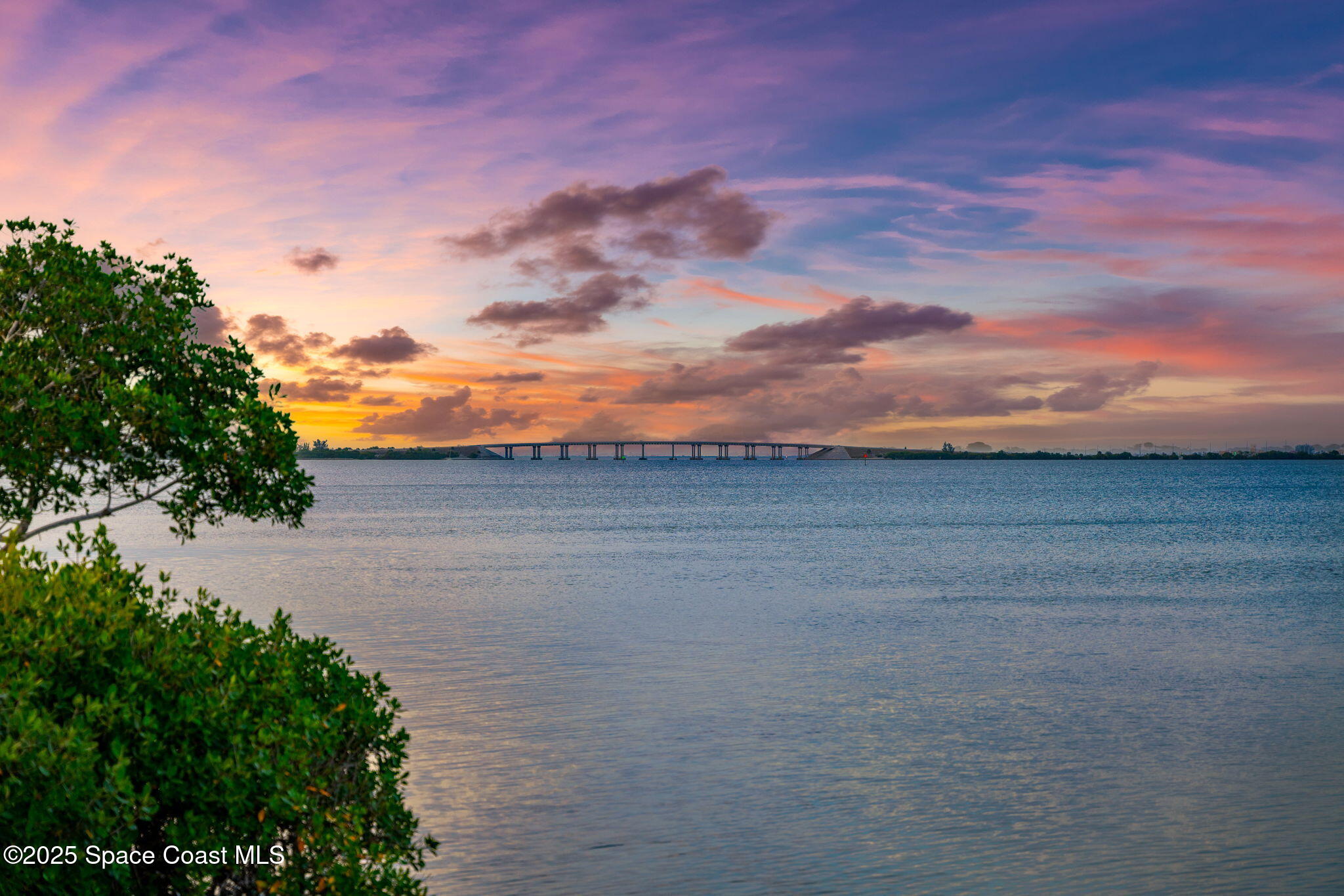 9340 S Tropical Trail