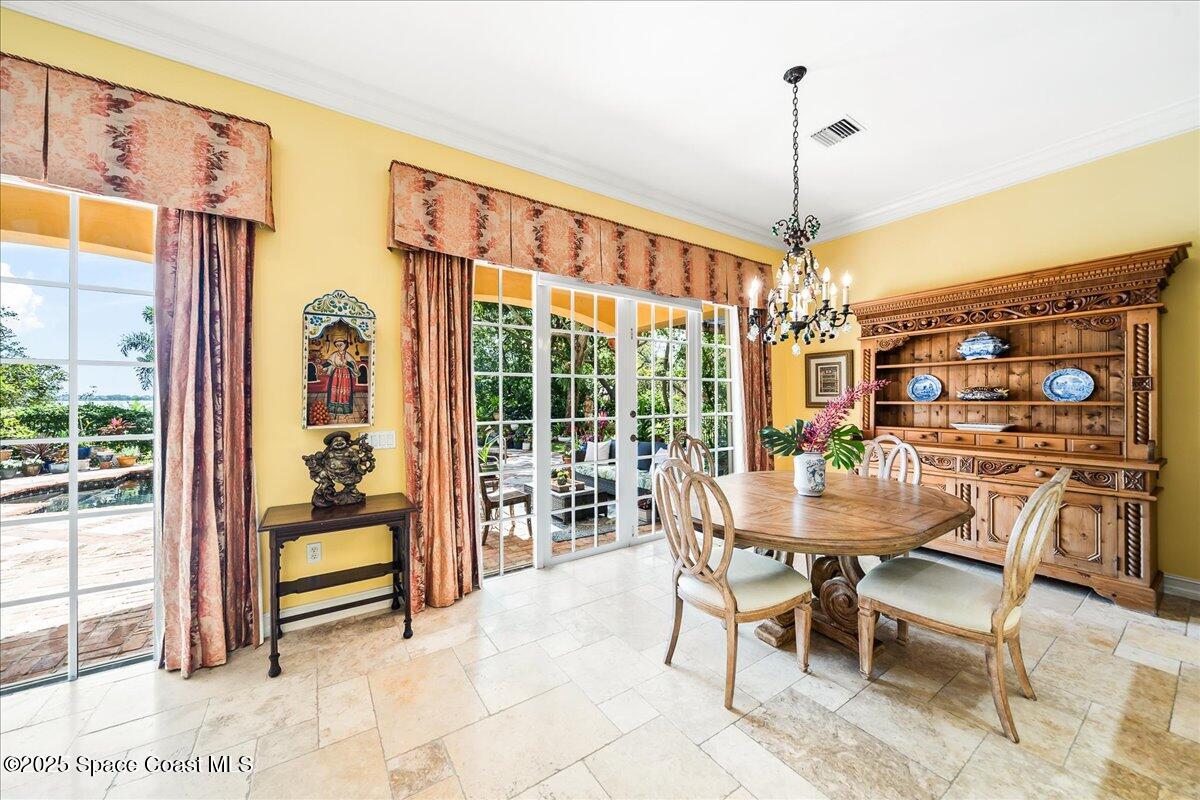 9340 S Tropical Trail