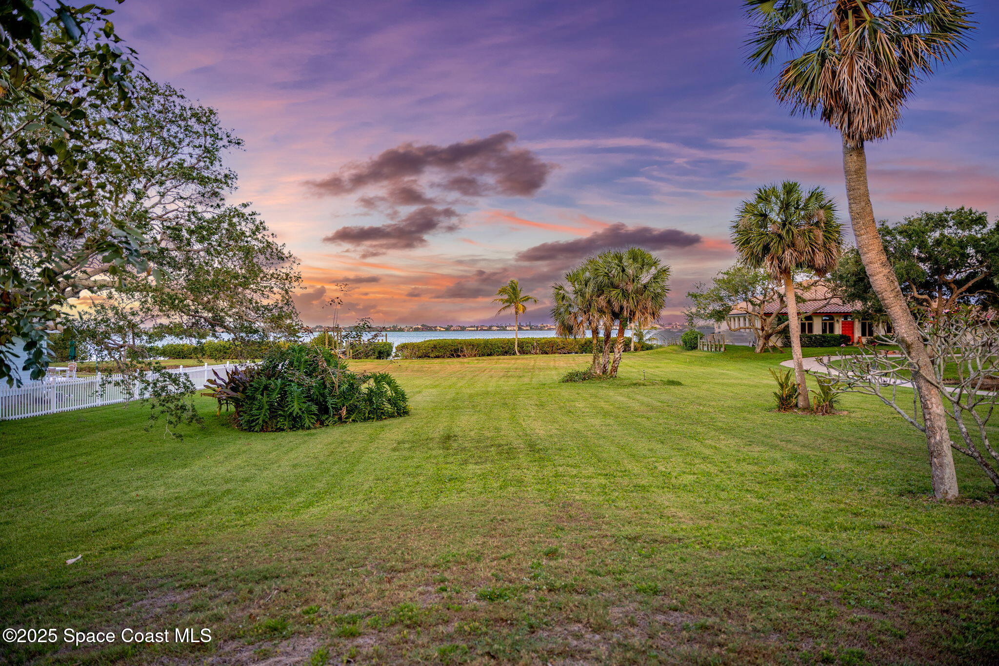 9340 S Tropical Trail