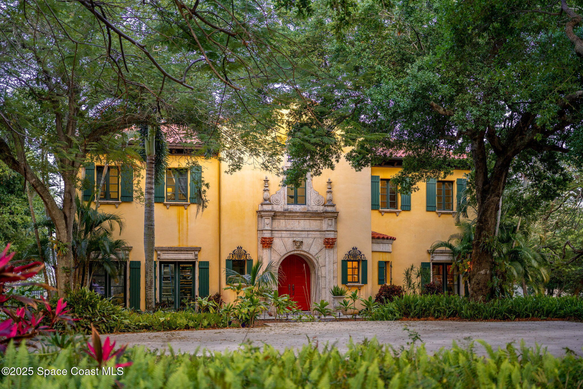 9340 S Tropical Trail