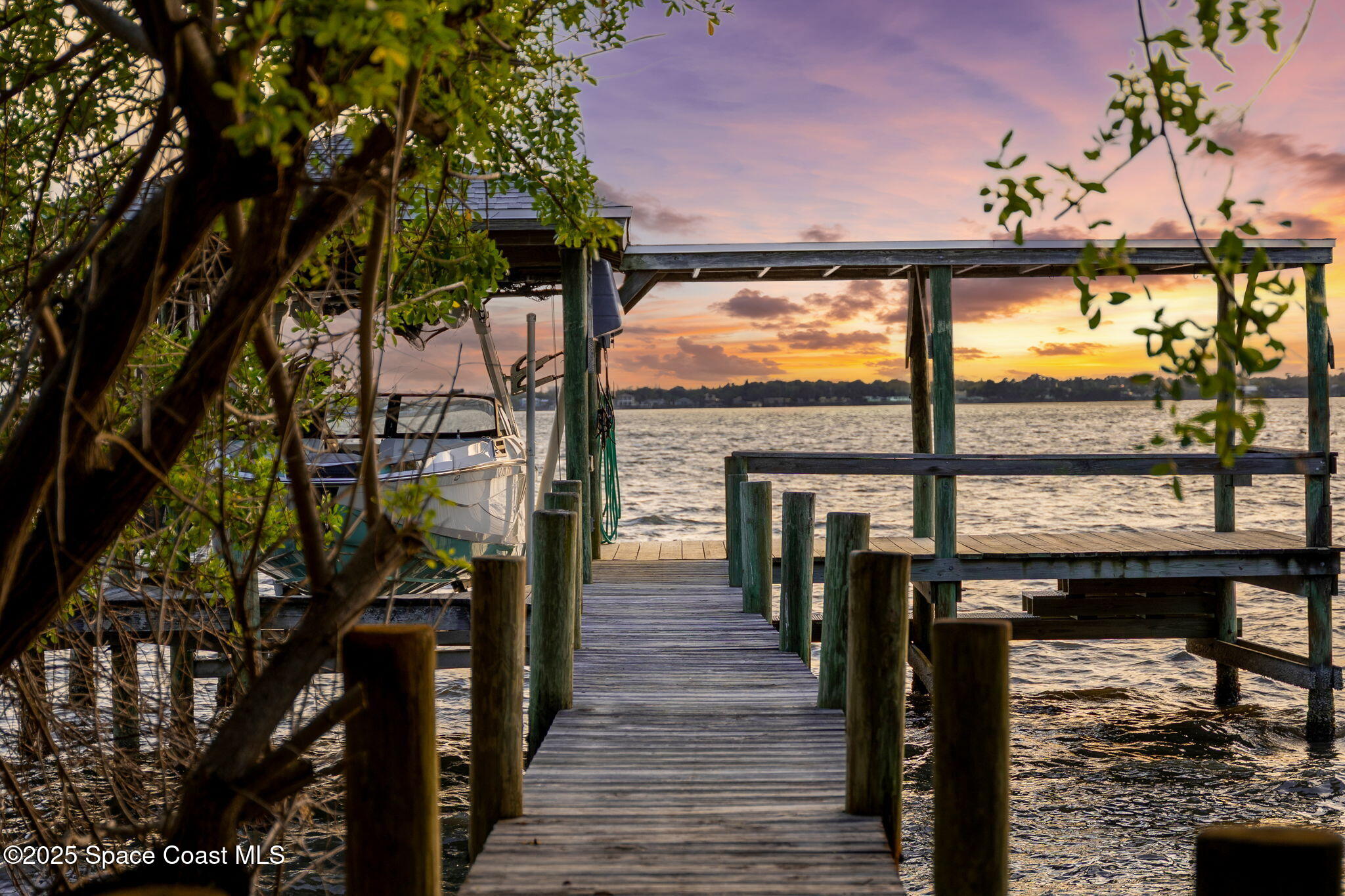 9340 S Tropical Trail