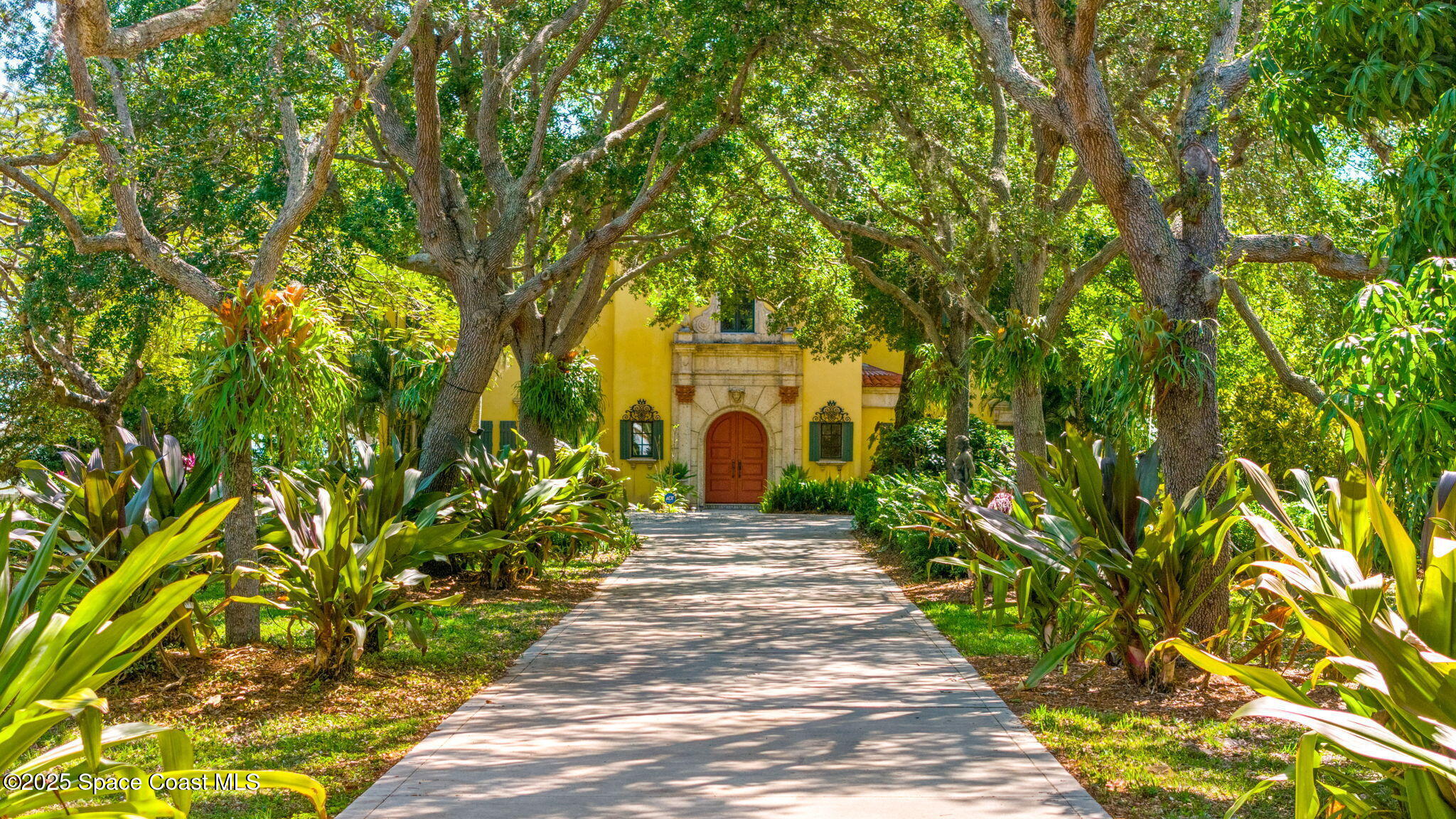 9340 S Tropical Trail