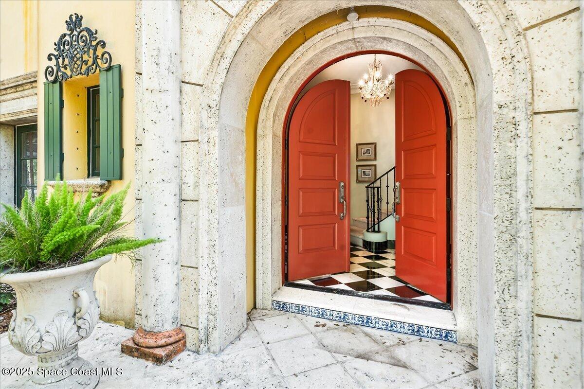 9340 S Tropical Trail