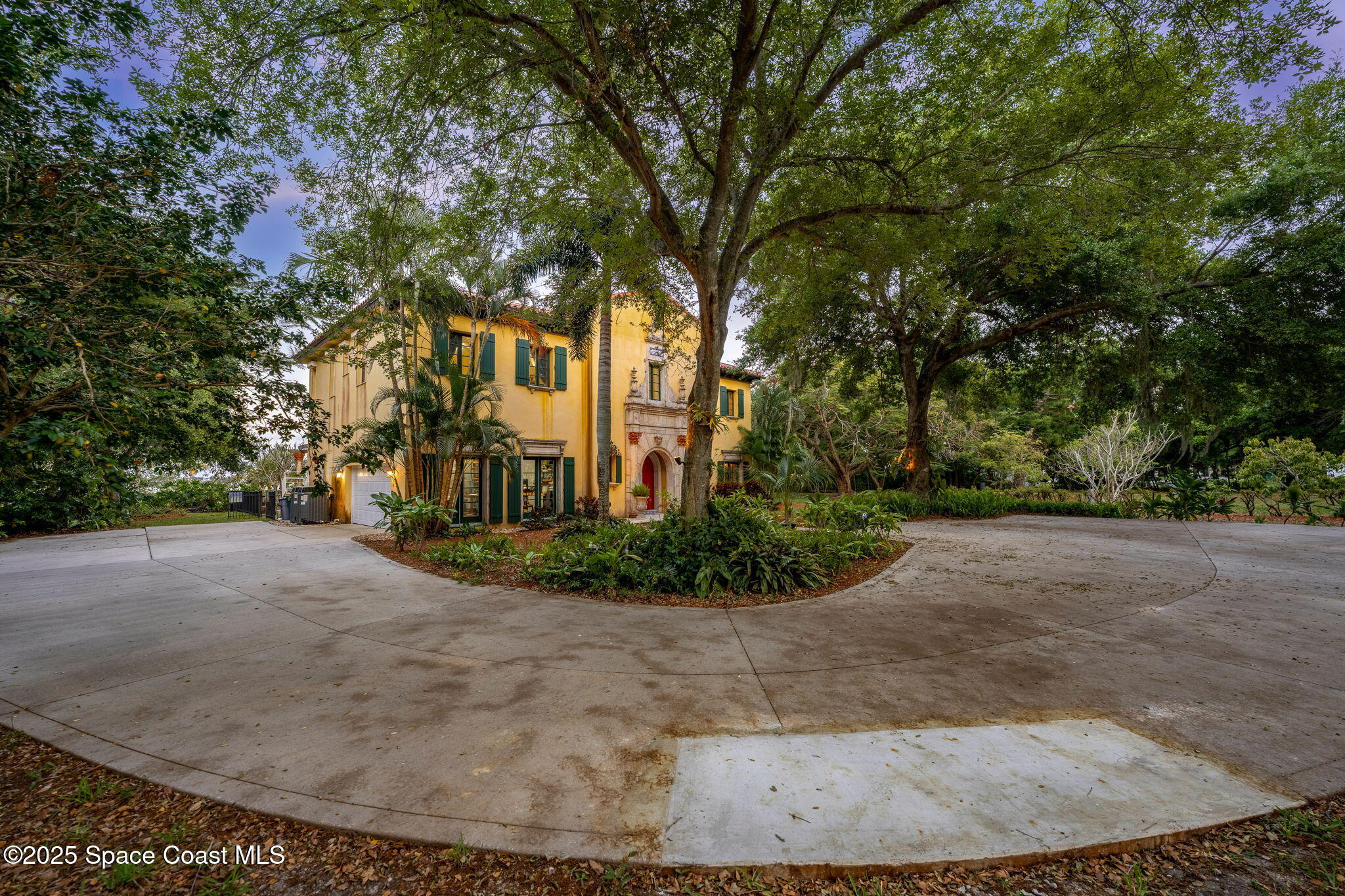 9340 S Tropical Trail