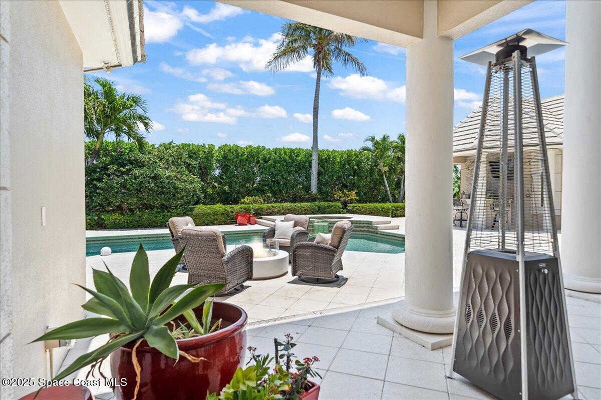 240 Lansing Island Drive