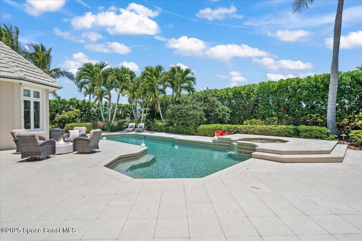 240 Lansing Island Drive