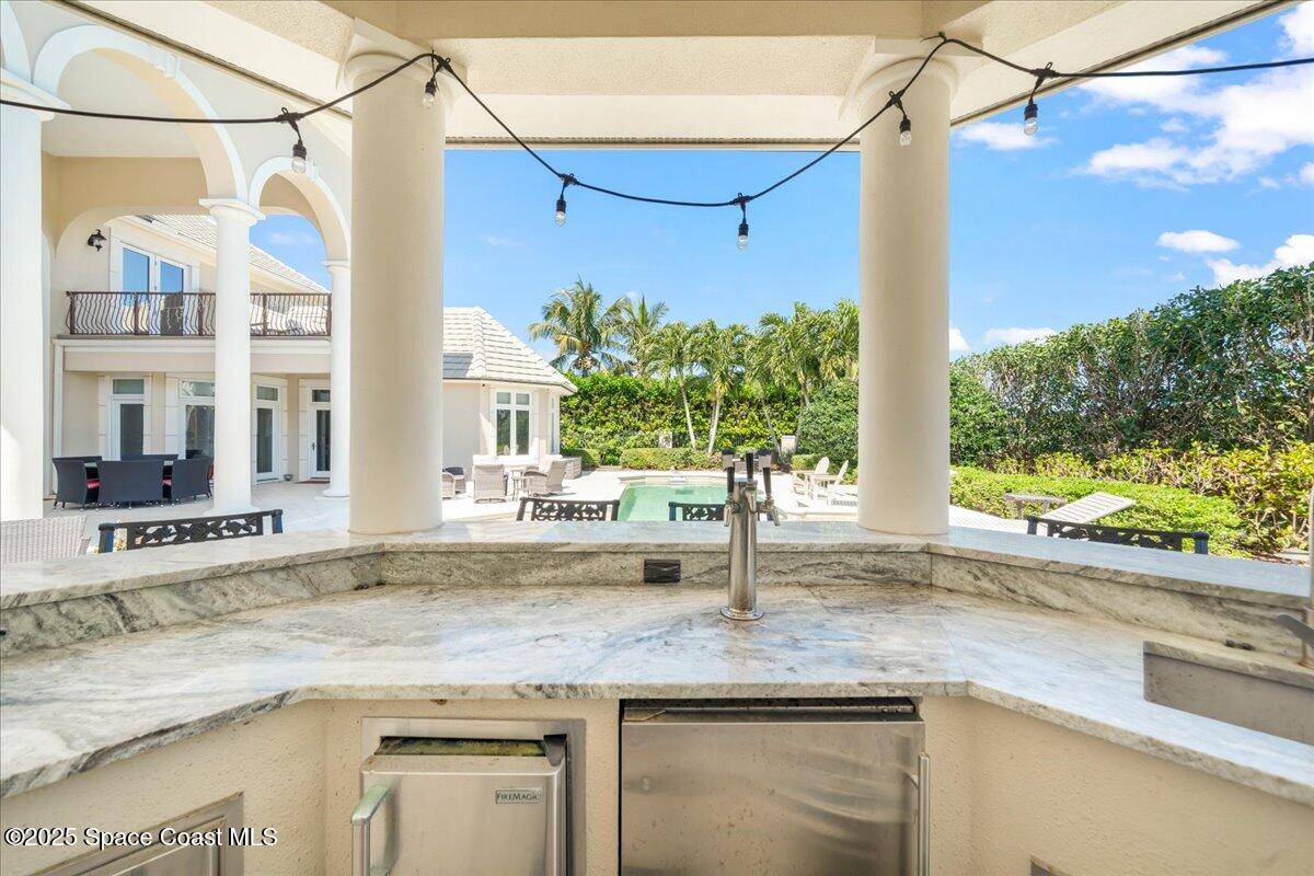 240 Lansing Island Drive