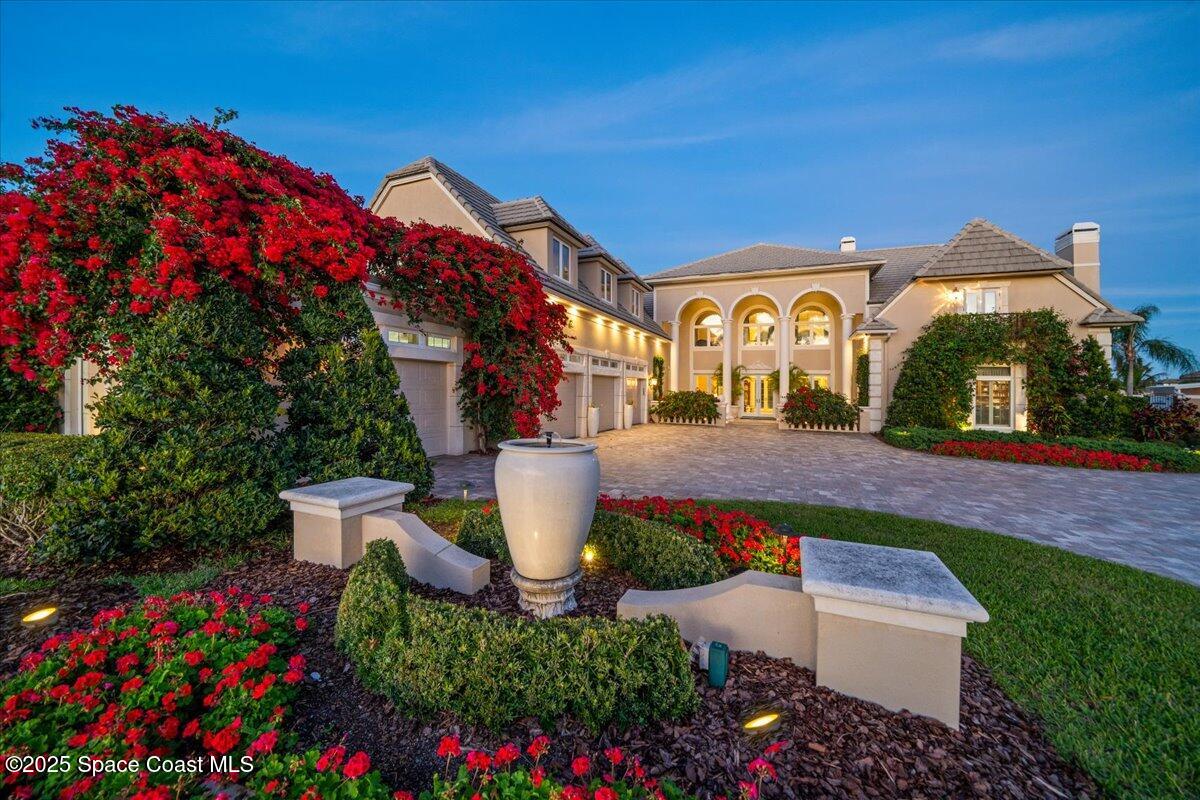 240 Lansing Island Drive