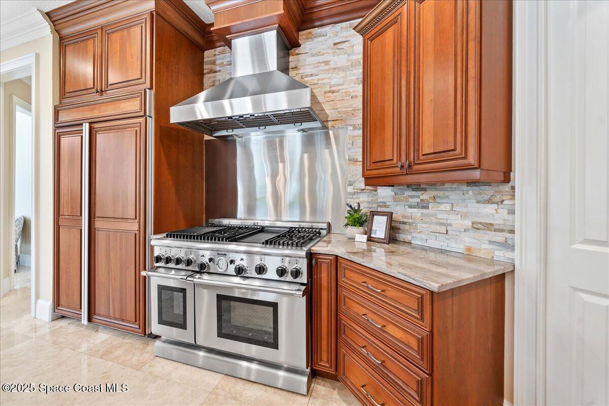 240 Lansing Island Drive