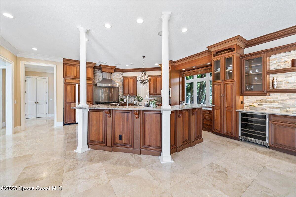 240 Lansing Island Drive