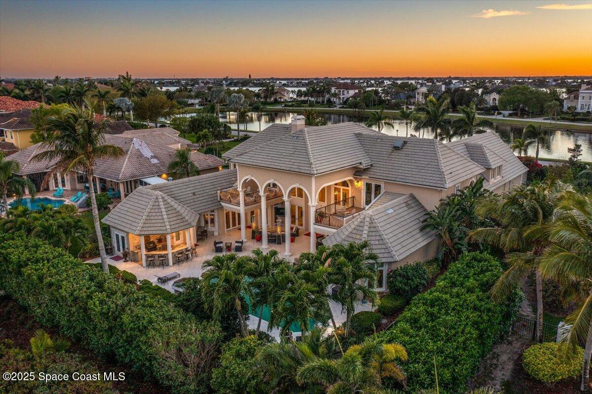 240 Lansing Island Drive