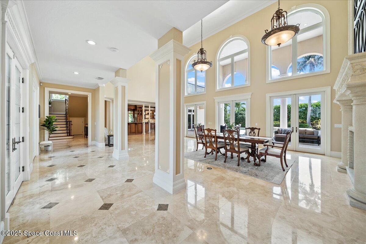 240 Lansing Island Drive