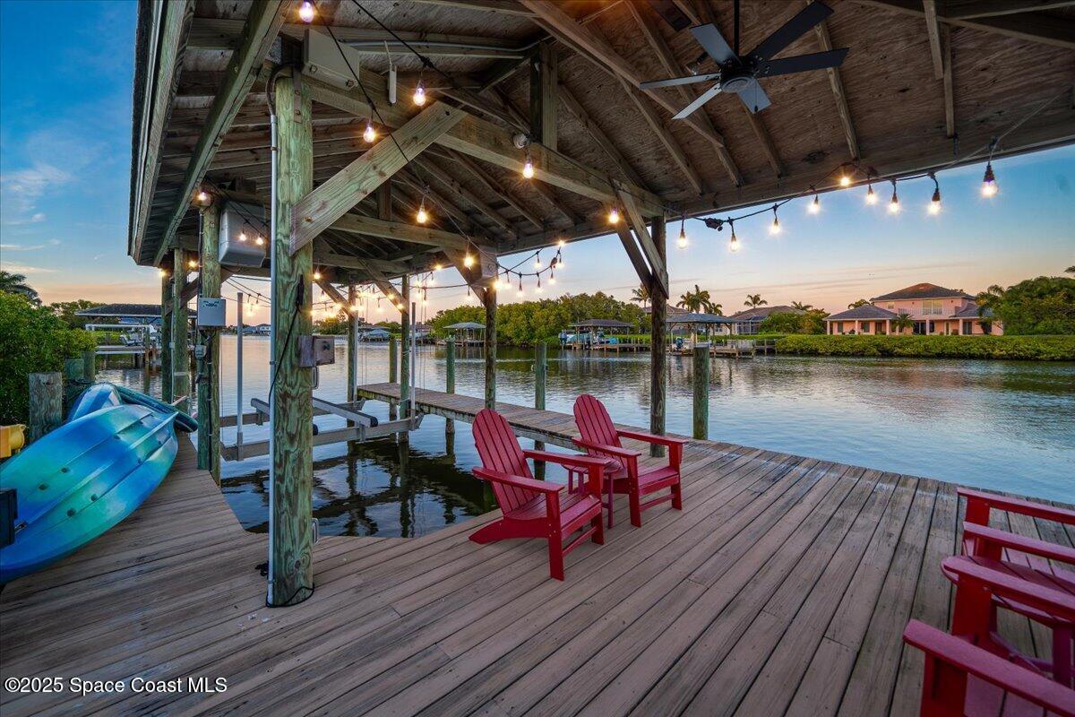 240 Lansing Island Drive