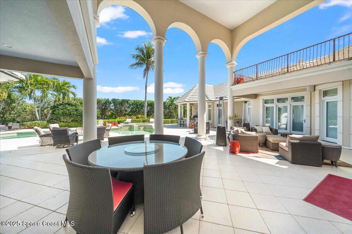 240 Lansing Island Drive