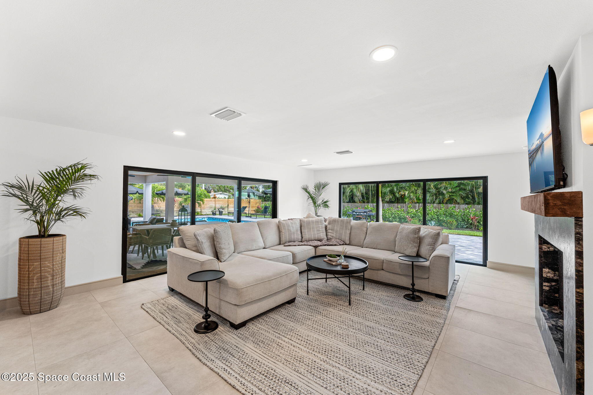 303 Deland Avenue