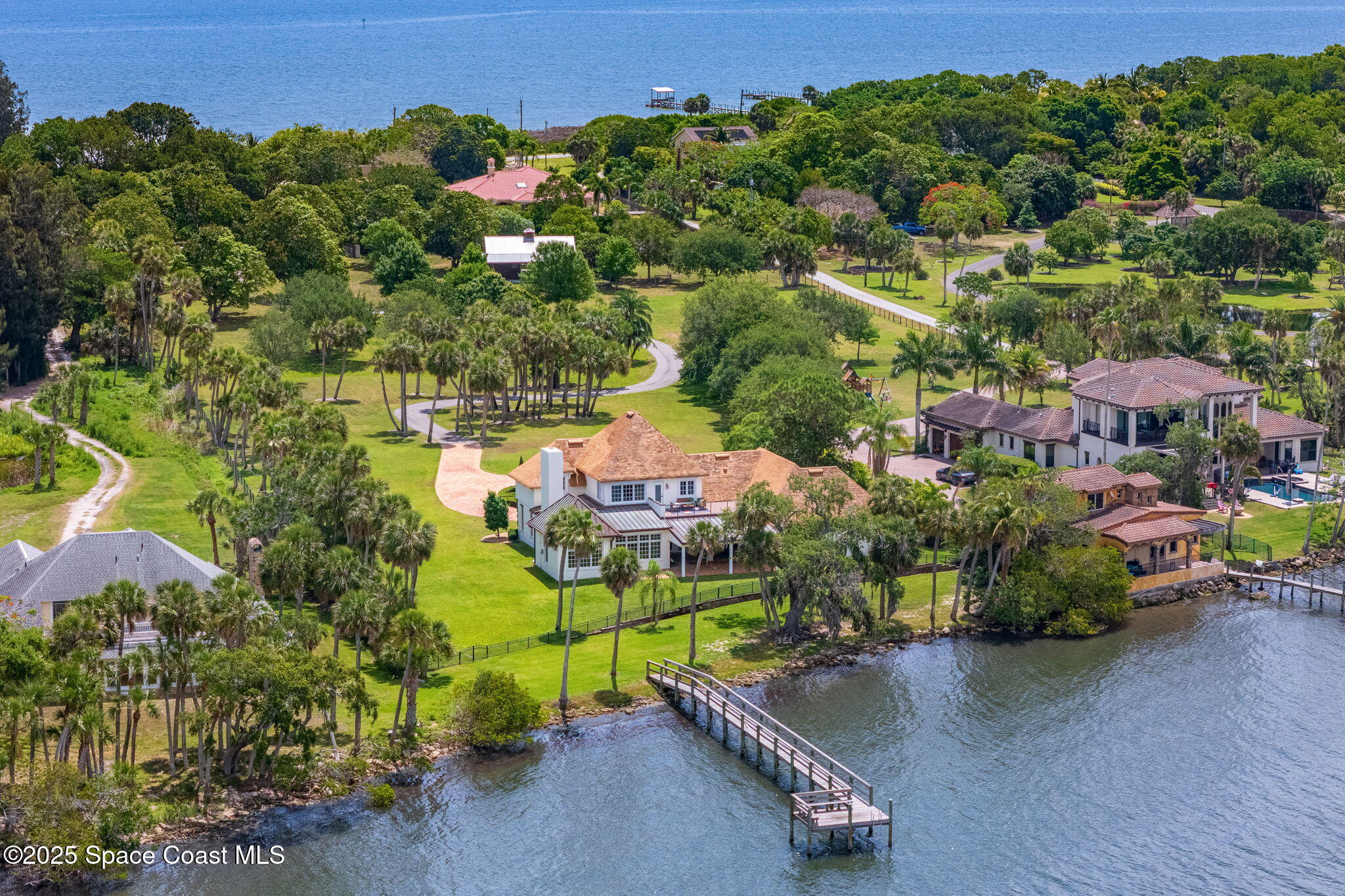 7021 S Tropical Trail