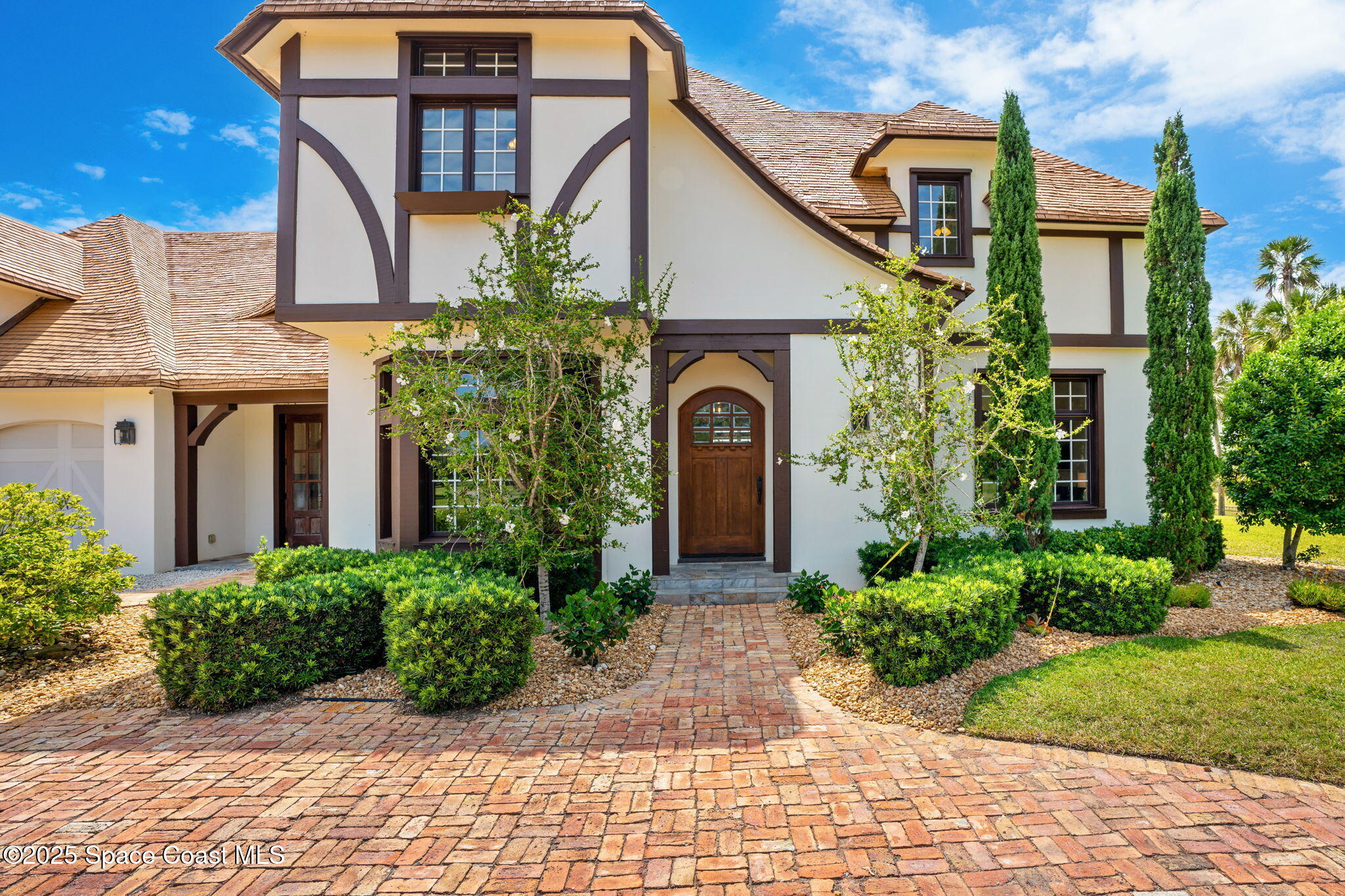 7021 S Tropical Trail