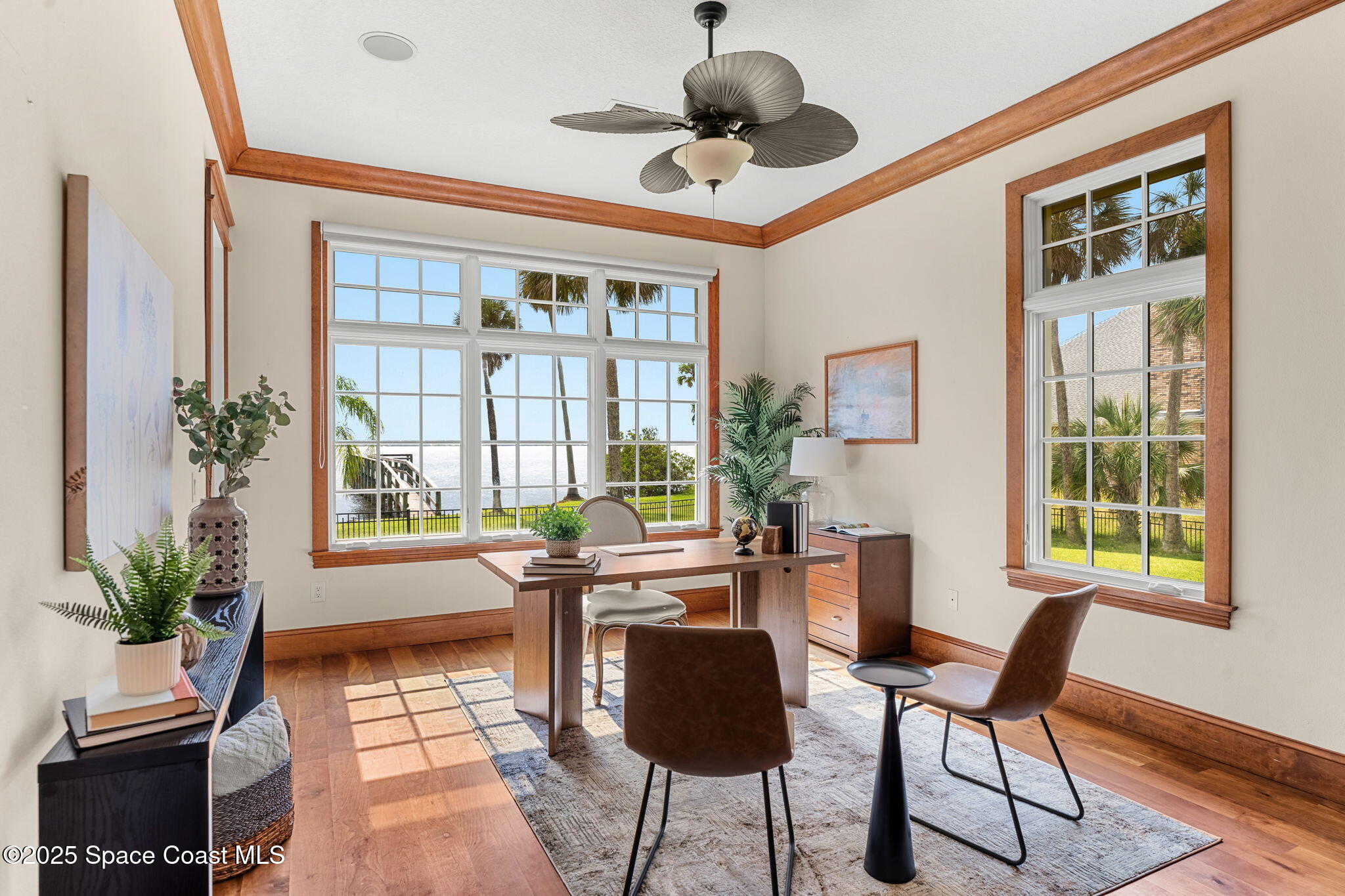 7021 S Tropical Trail