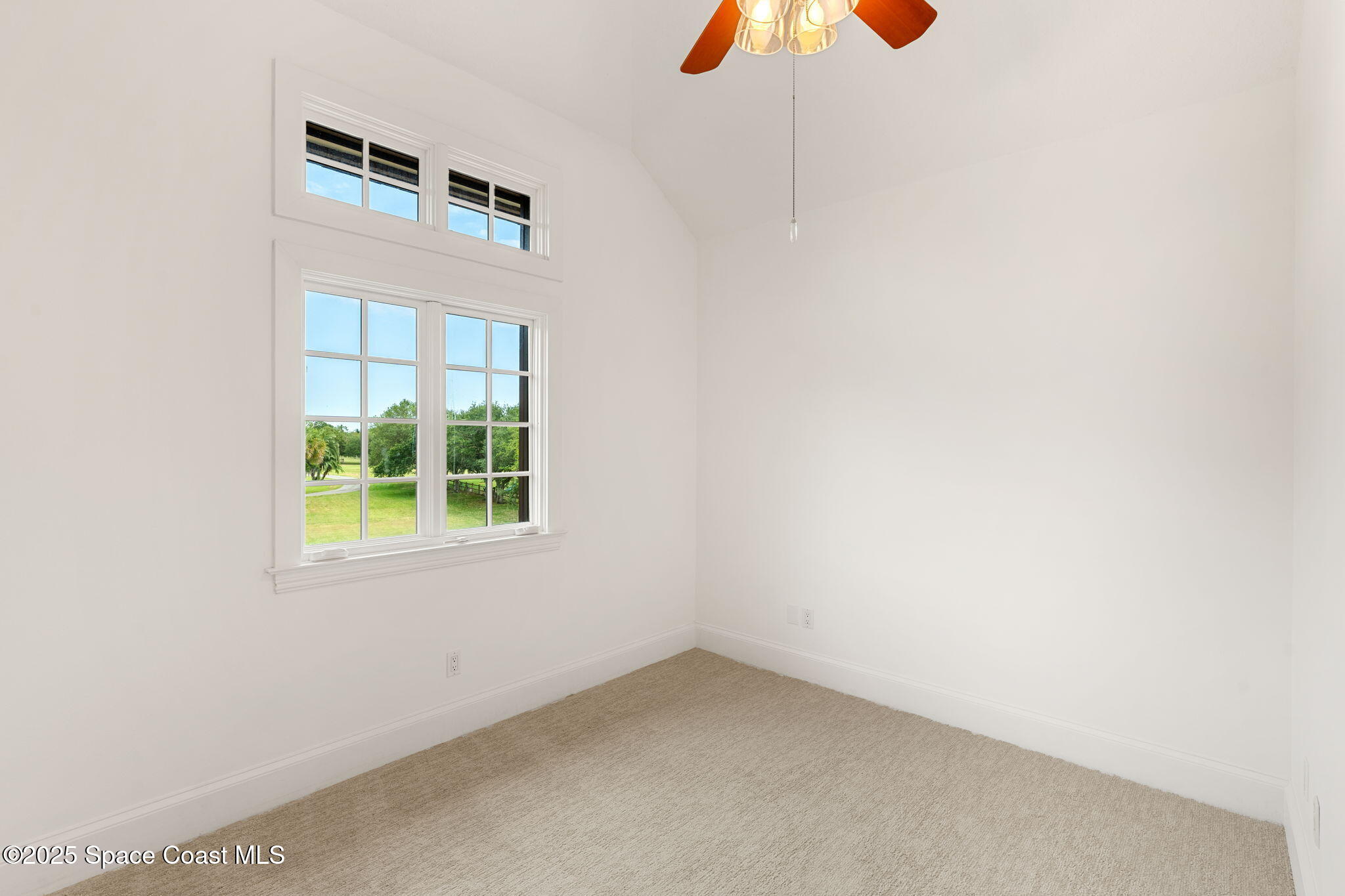 7021 S Tropical Trail