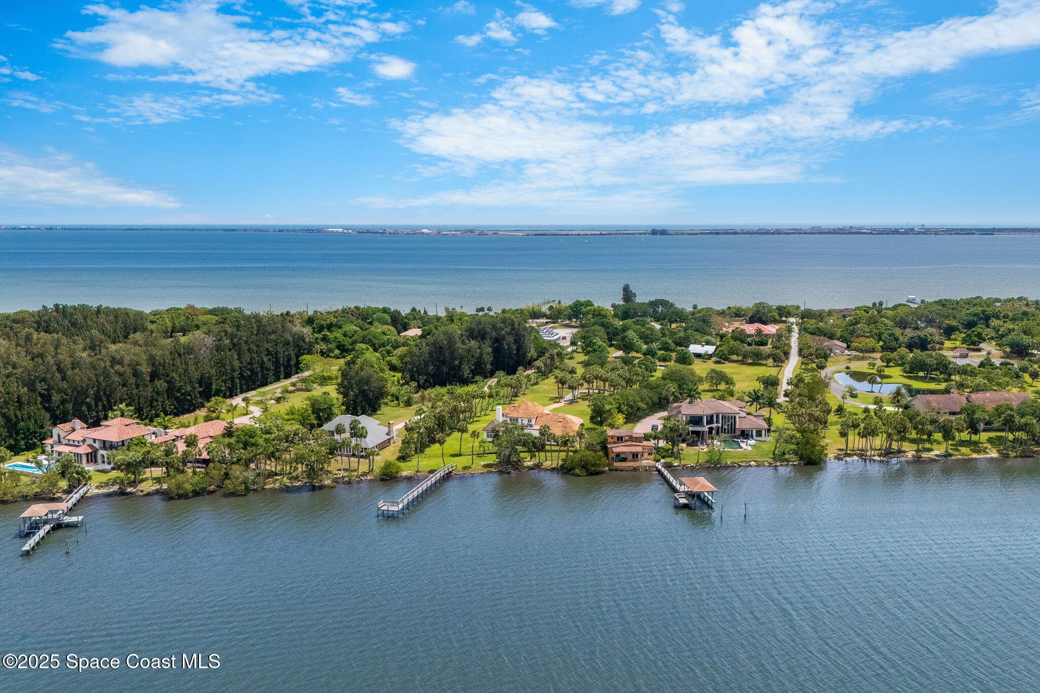 7021 S Tropical Trail