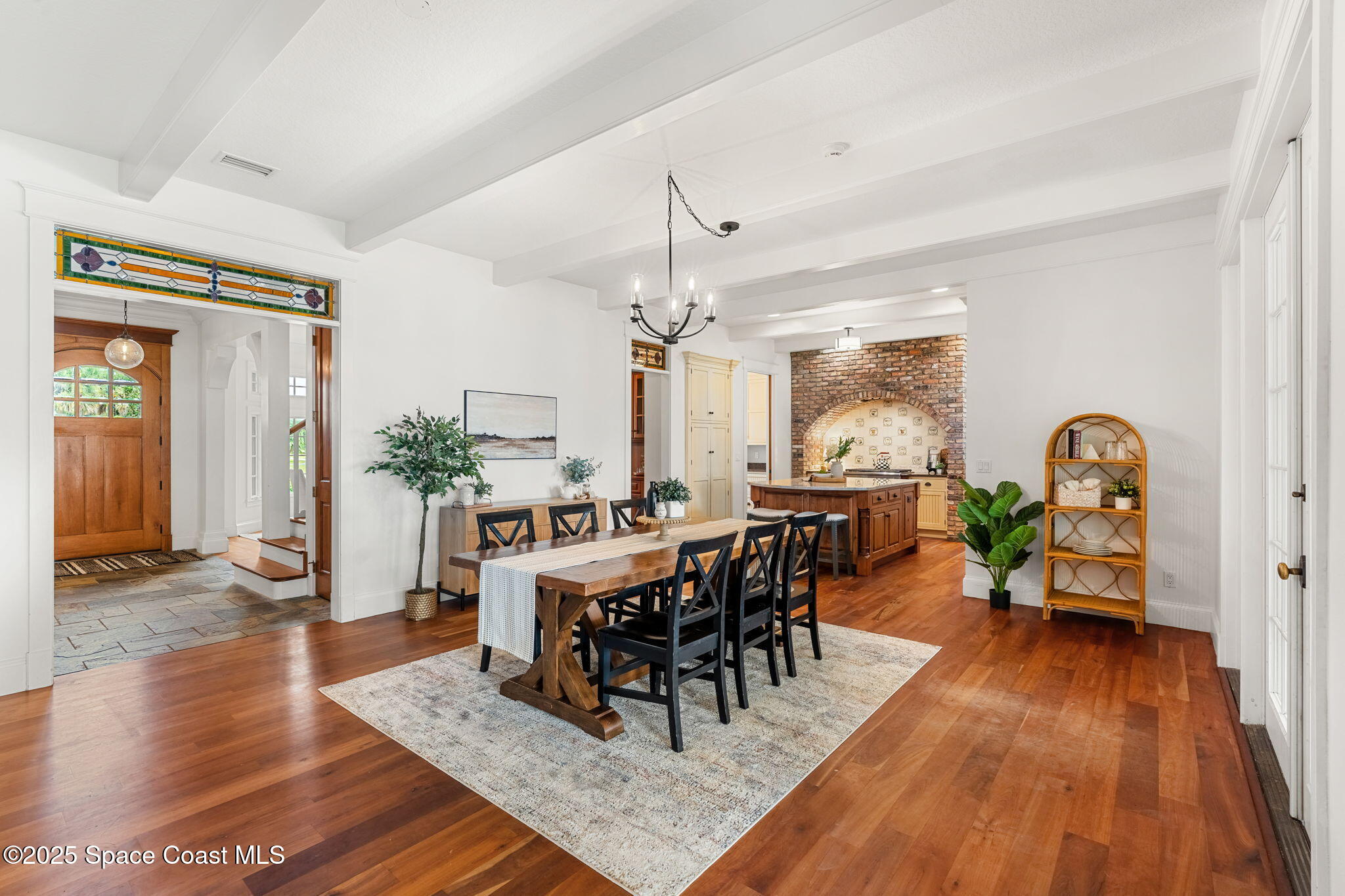 7021 S Tropical Trail