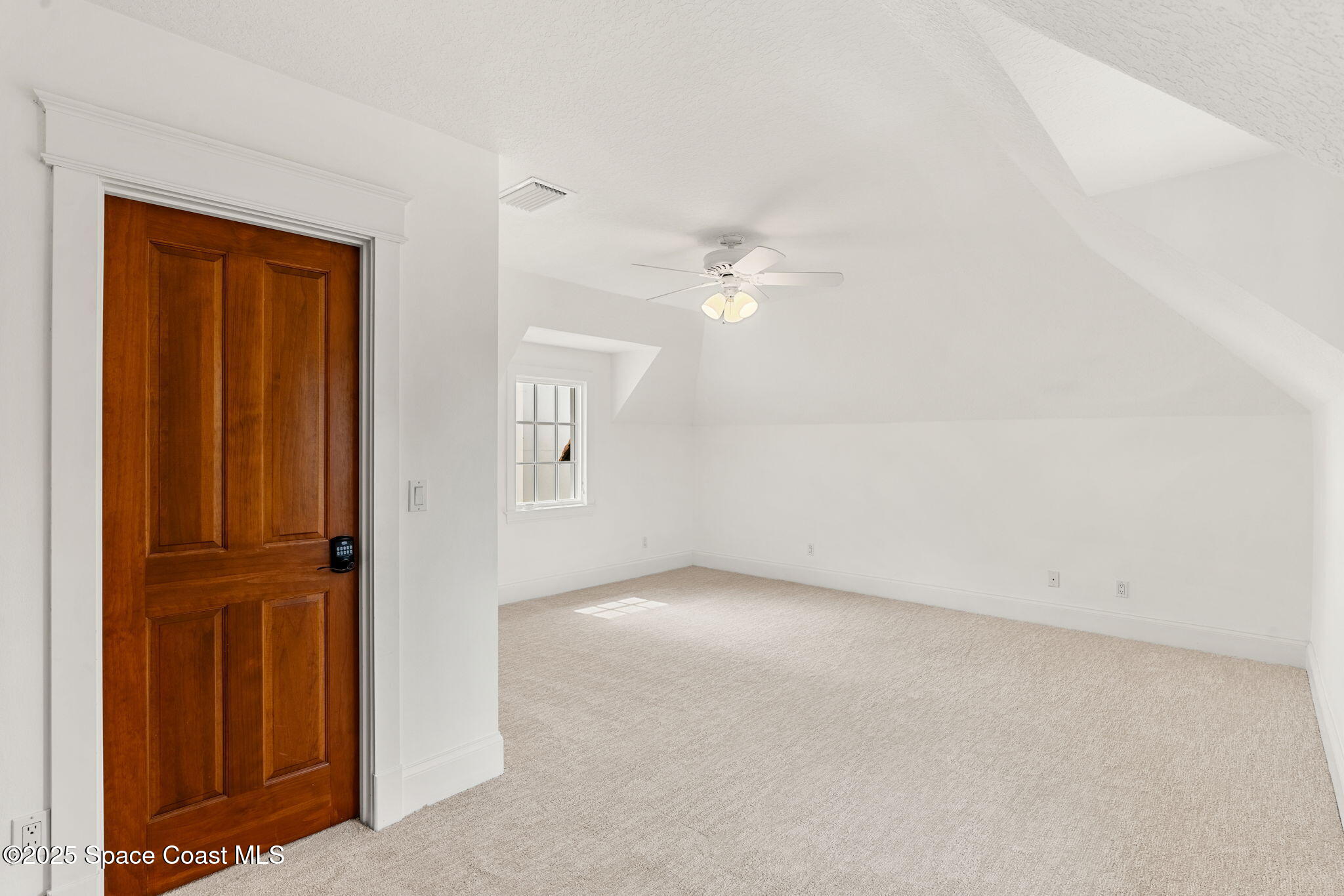 7021 S Tropical Trail