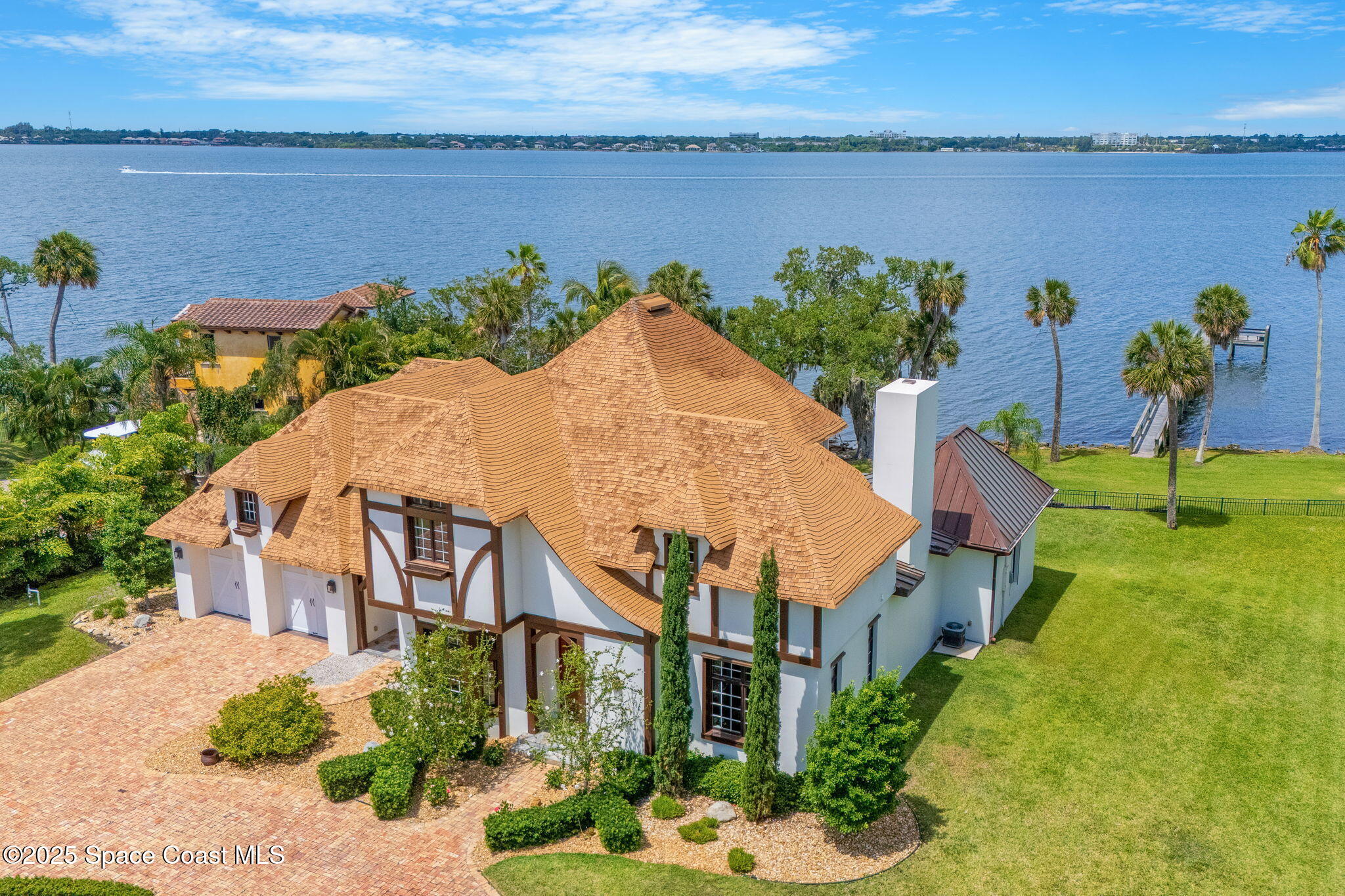 7021 S Tropical Trail