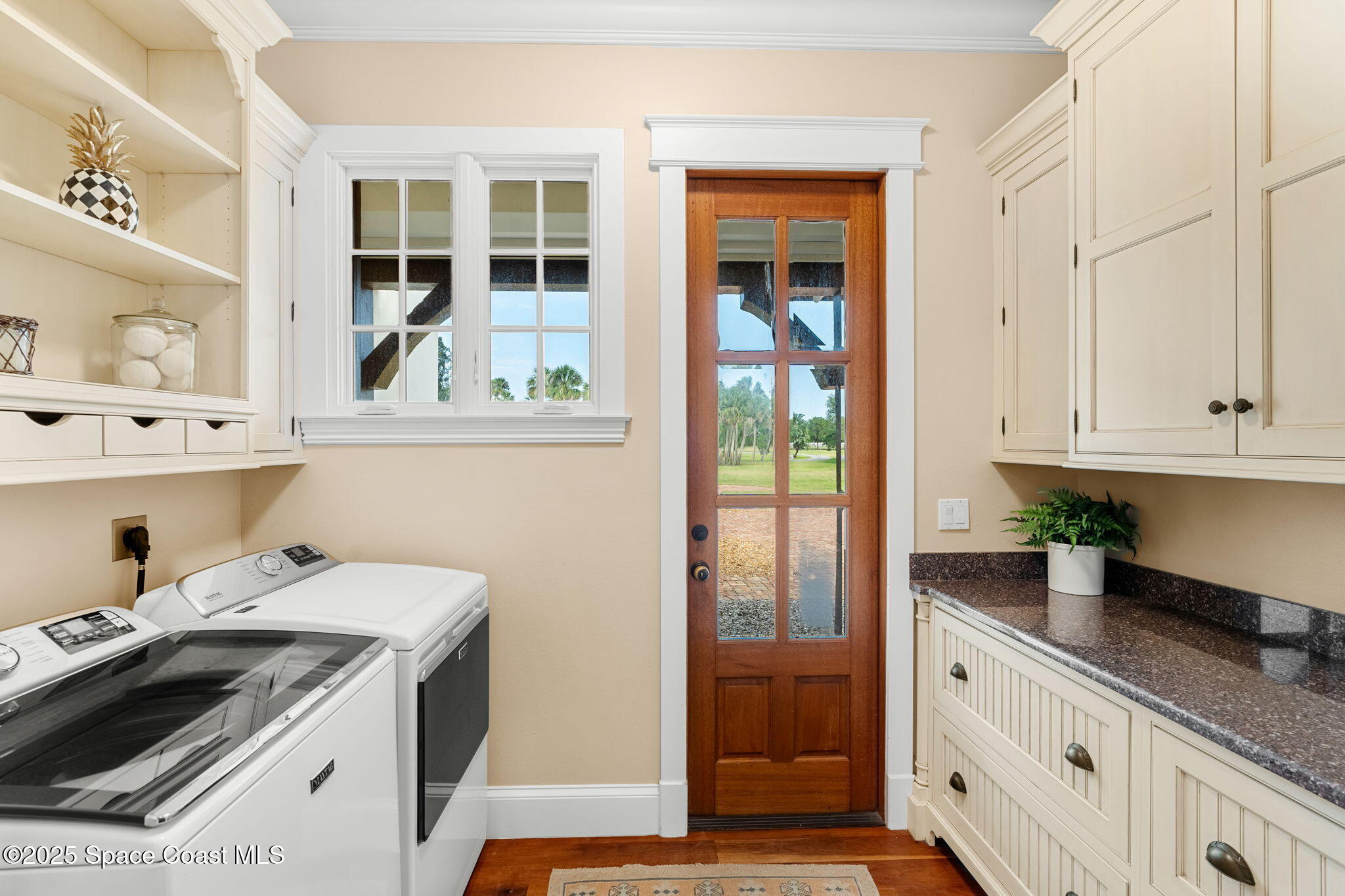 7021 S Tropical Trail