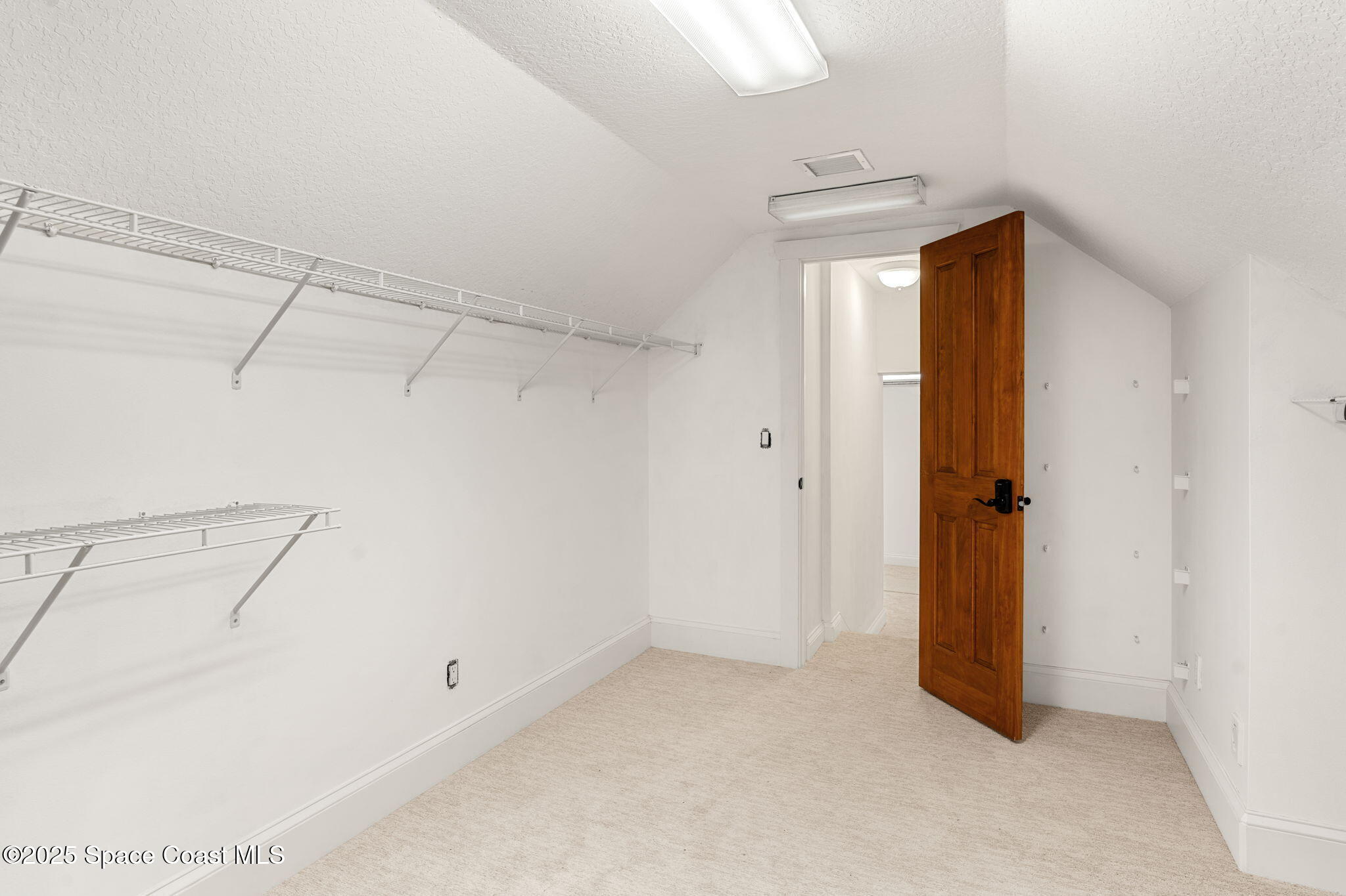 7021 S Tropical Trail