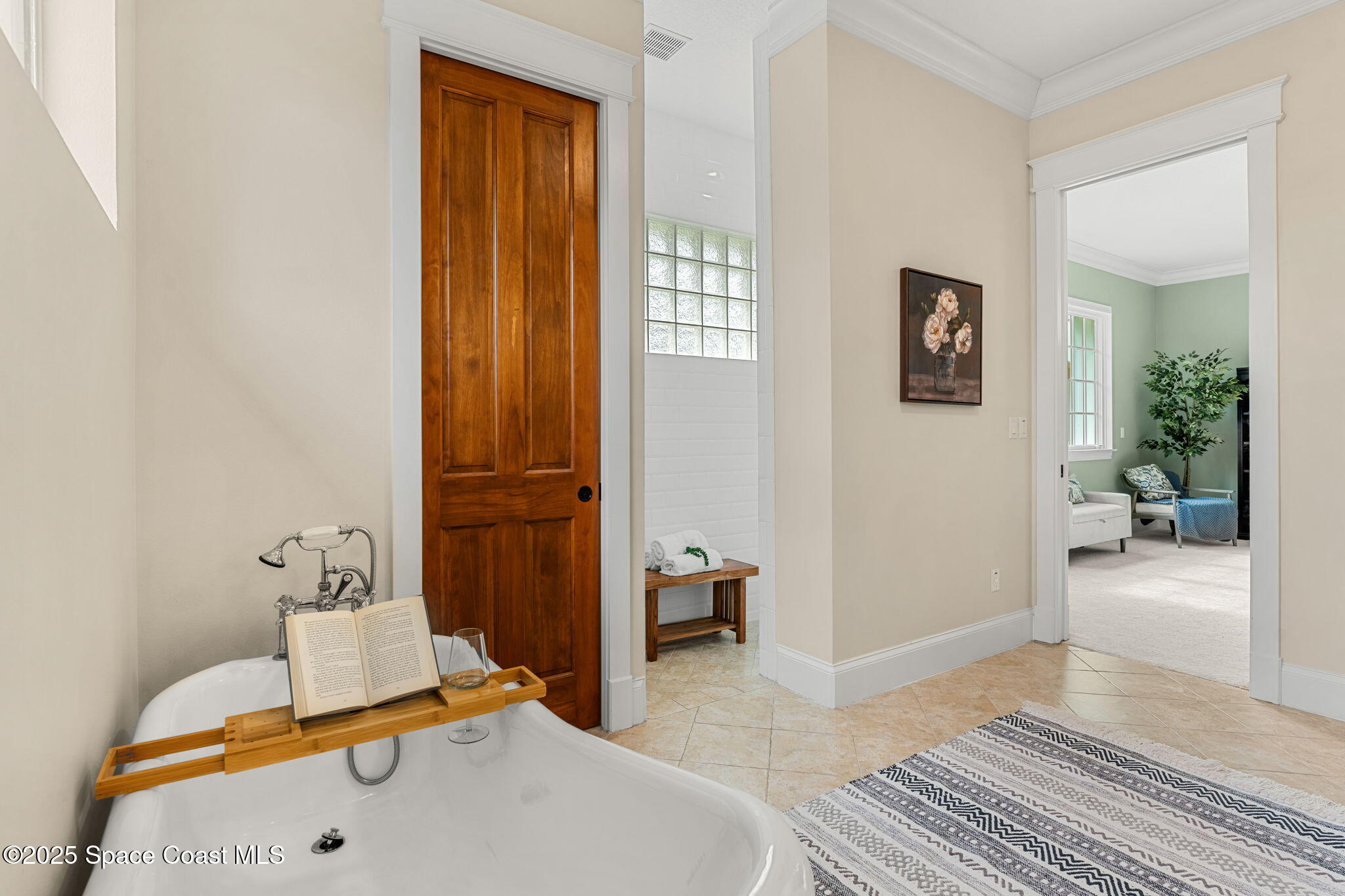 7021 S Tropical Trail