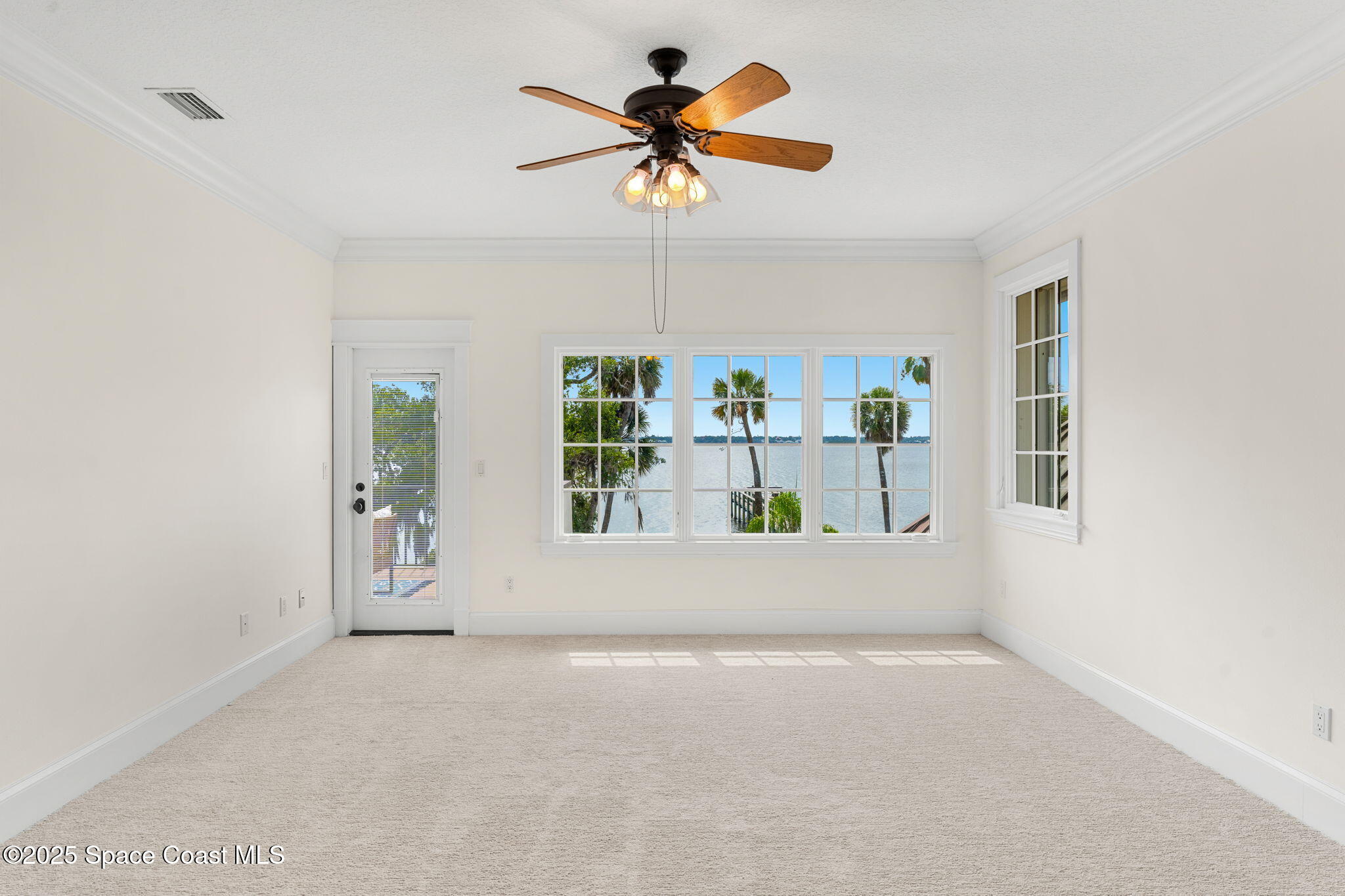 7021 S Tropical Trail