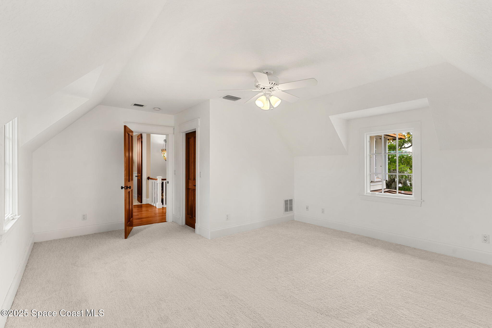 7021 S Tropical Trail