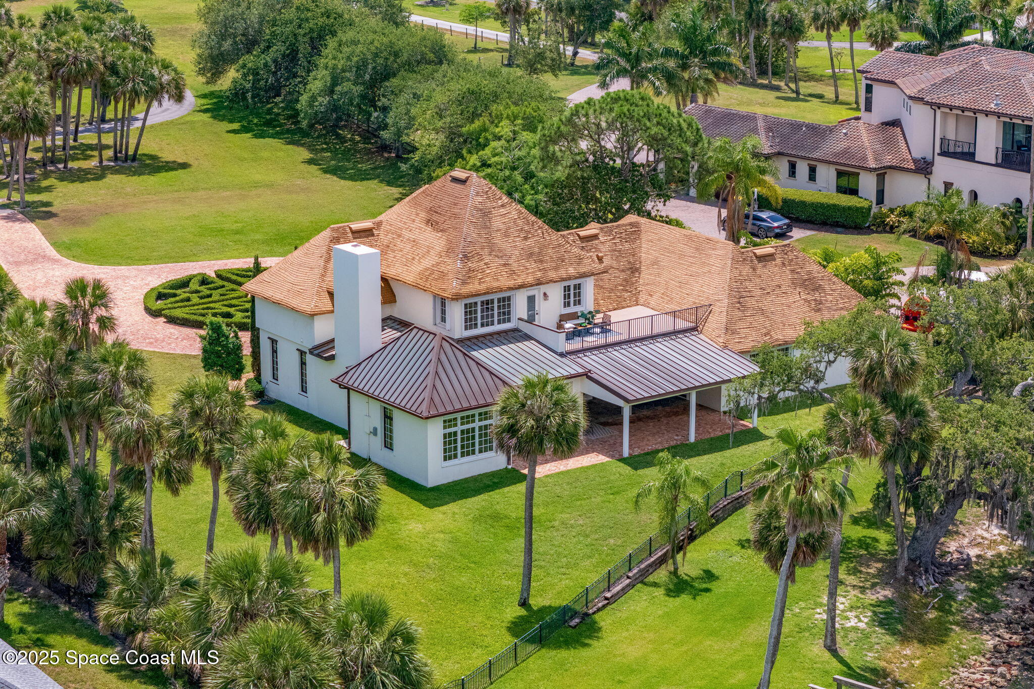 7021 S Tropical Trail