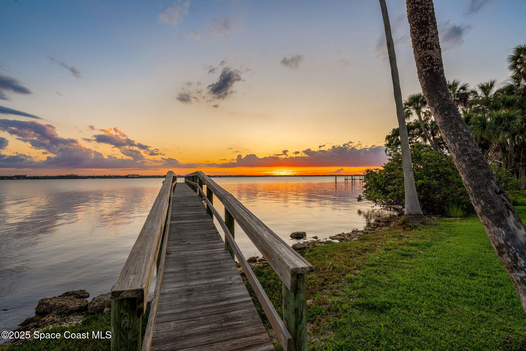 7021 S Tropical Trail