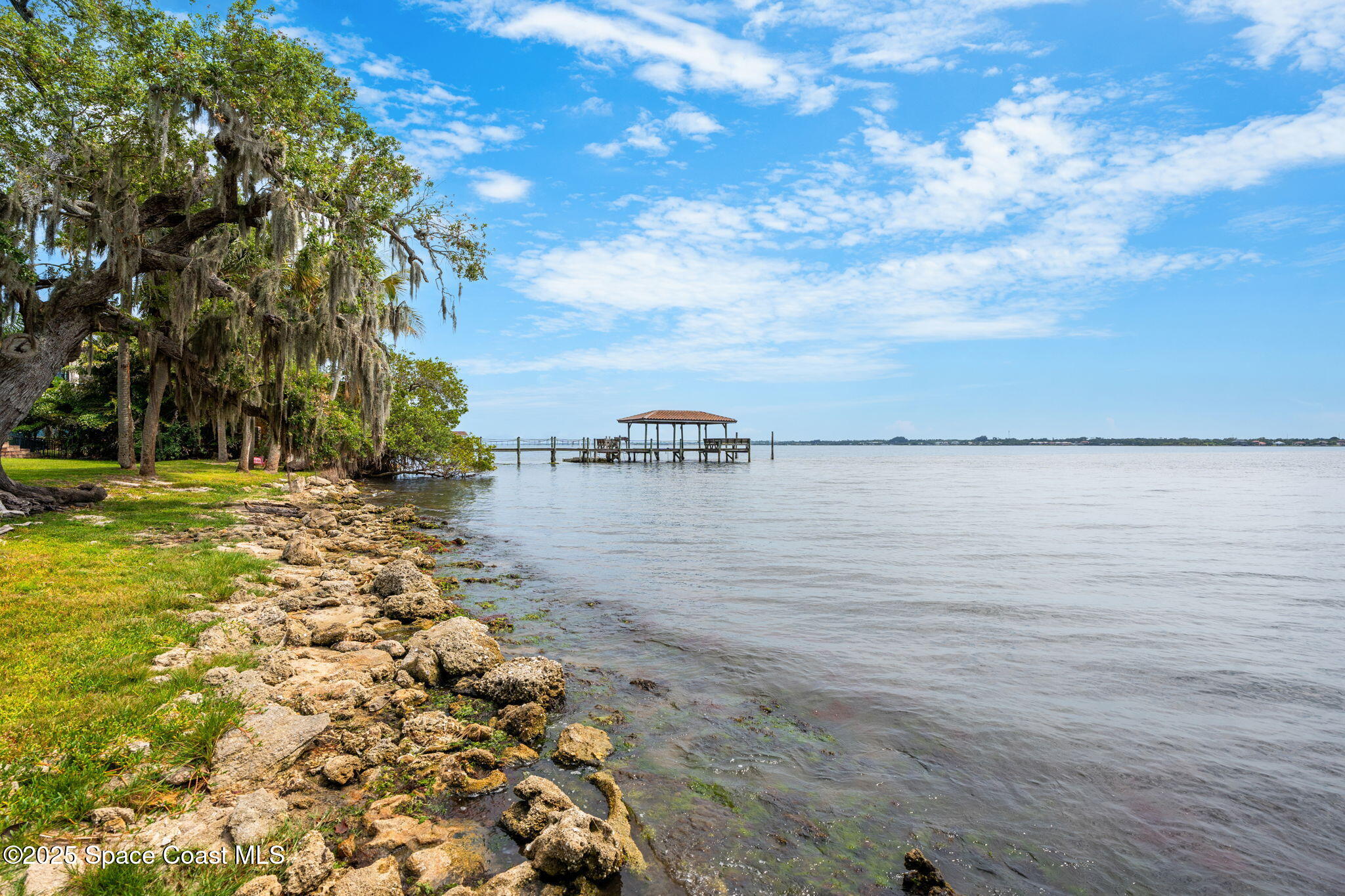 7021 S Tropical Trail