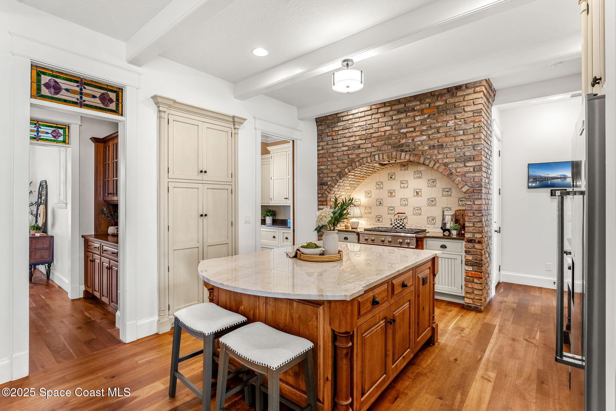 7021 S Tropical Trail