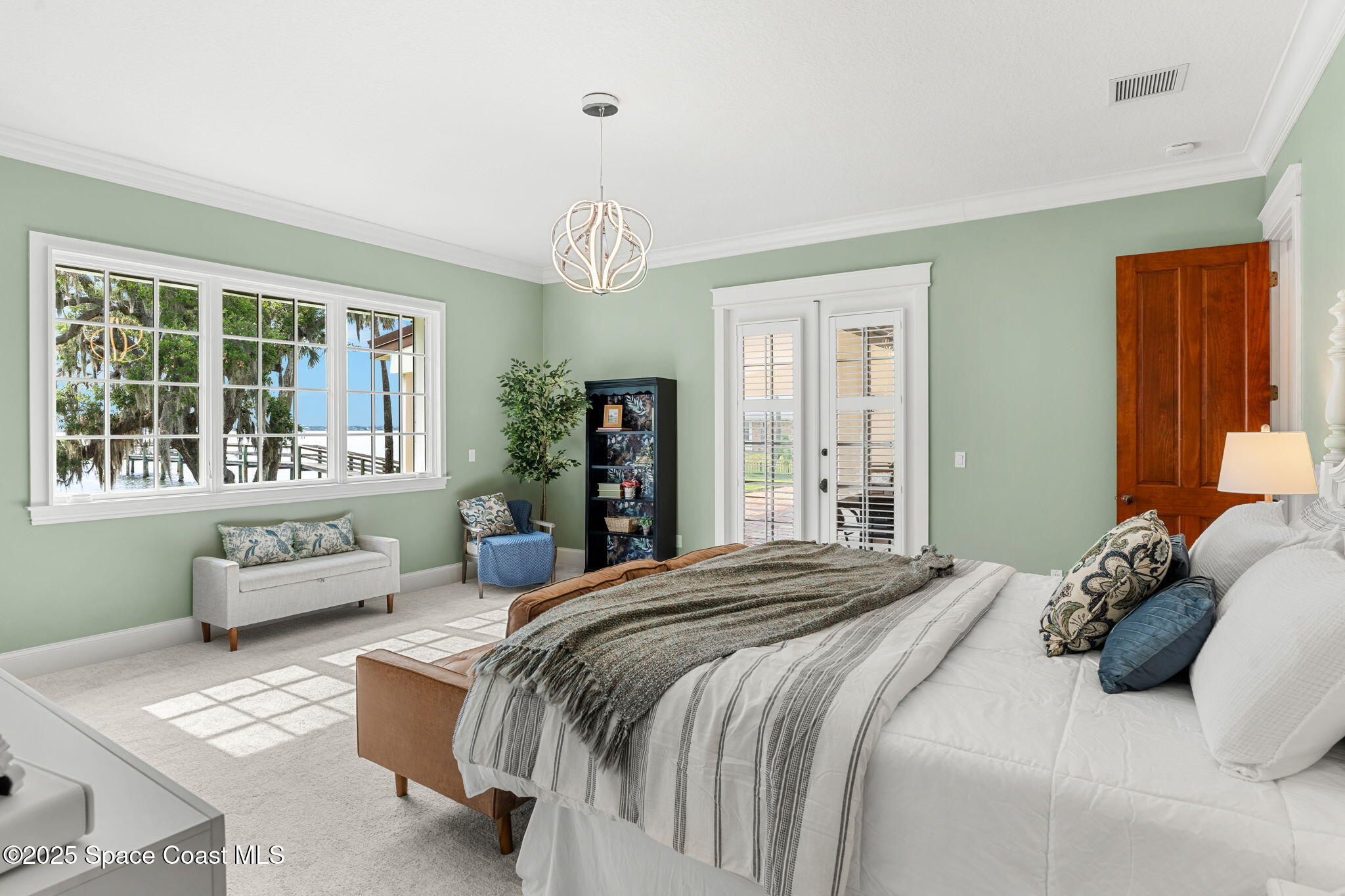 7021 S Tropical Trail