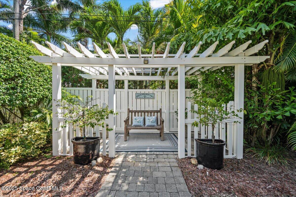 433 Miami Avenue