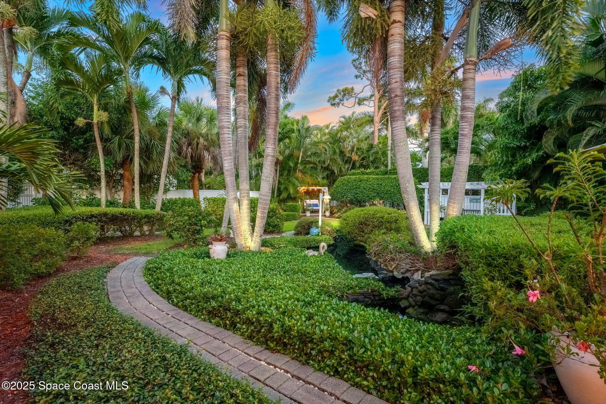 433 Miami Avenue