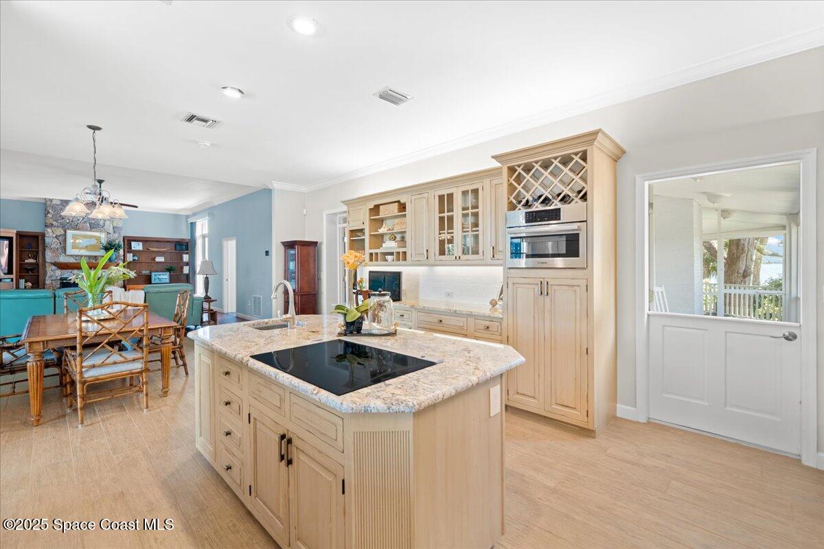 607 Rockledge Drive, Rockledge